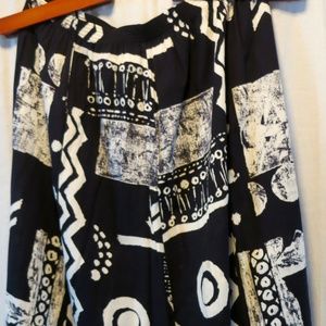 A Personal Touch Skirt 26 Rayon Black White